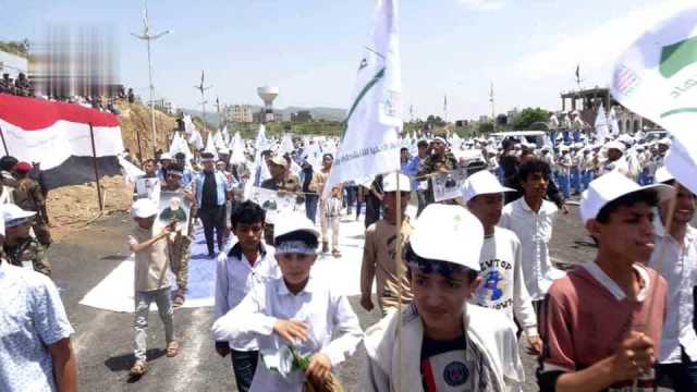 حفل وعرض كشفي في اختام أنشطة الدورات الصيفي في إب