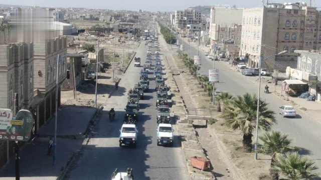 عرض عسكري ومناورة للوحدات الأمنية في ذمار