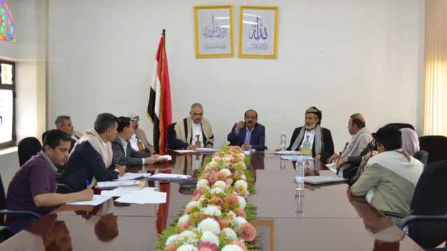 هيئة رئاسة مجلس الشورى تشيد بوقفات قبائل اليمن واستعدادها مواجهة العدوان الأمريكي