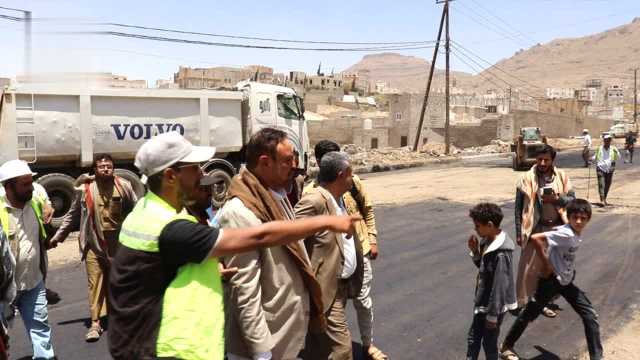 الاطلاع على مشروع تأهيل وترميم شارع الأربعين في شعوب