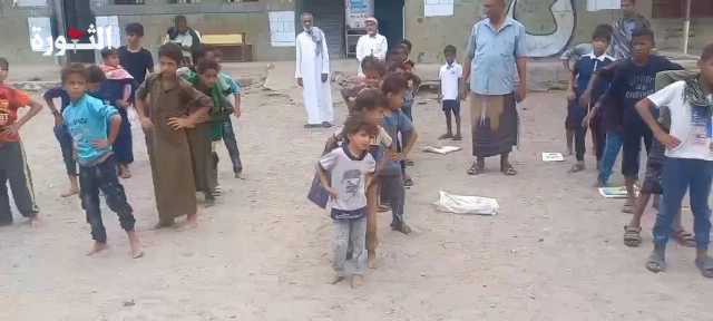 تفقد سير الأنشطة الصيفية بمركز الشهيد الملصي الصيفي بالحالي في الحديدة