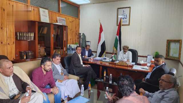اجتماع في صنعاء يناقش جوانب التنسيق بين وزارة الإدارة المحلية ومصلحة الضرائب