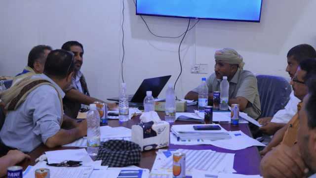 اجتماع في الحديدة يستعرض التقرير السنوي لمشاريع الوحدة الزراعية والسمكية