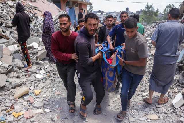6 شهداء فلسطينيين إثر قصف العدو الصهيوني بلدة جباليا شمال غزة