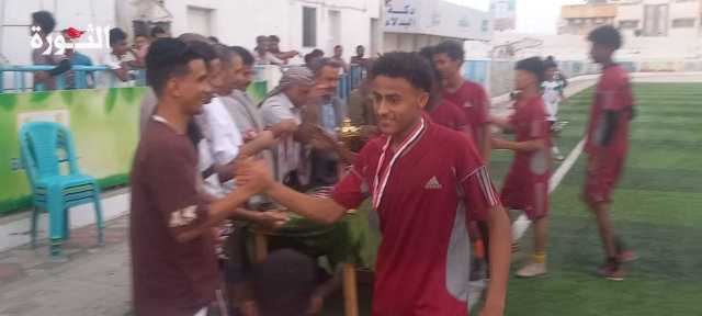 تتويج منتخب مربع المدينة بلقب بطولة كرة القدم الصيفية