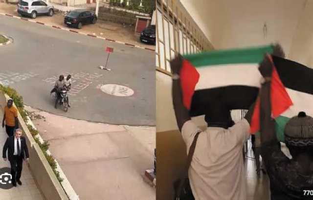 طرد السفير الصهيوني من جامعة بالسنغال يحظى بتفاعل عربي واسع