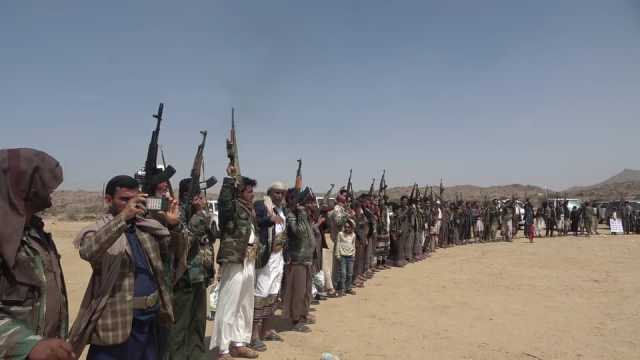 وقفة قبلية في الشرية بالبيضاء إعلانا للنفير والبراءة من العملاء