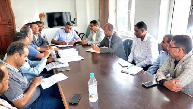 اجتماع في حجة يناقش سبل تعزيز جودة الخدمات الصحية