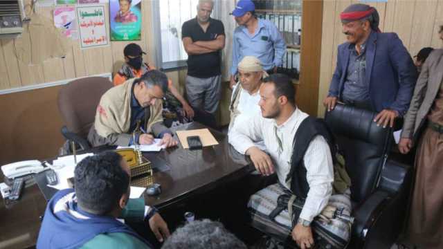 وزير الكهرباء يتفقد العمل في منطقة كهرباء تعز