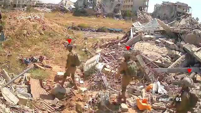 “القسام” تدك تحشيدات العدو الصهيوني وتستهدف برج جرافة عسكرية جنوبي قطاع غزة​
