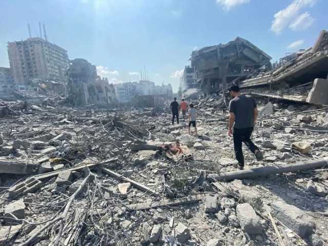 استشهاد 30 مواطناً فلسطينيا واصابة العشرات في مجزرة جديدة للعدو في مواصي رفح