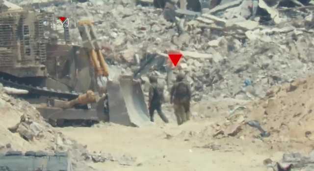 القسام” تنفذ كمين مركب بقوة صهيونية وتفجر حفار للعدو شمال غزة