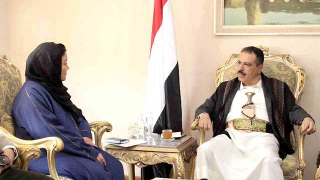 وزير الخارجية يستمع إلى ملخص أنشطة مكتب الأمم المتحدة لخدمات المشاريع