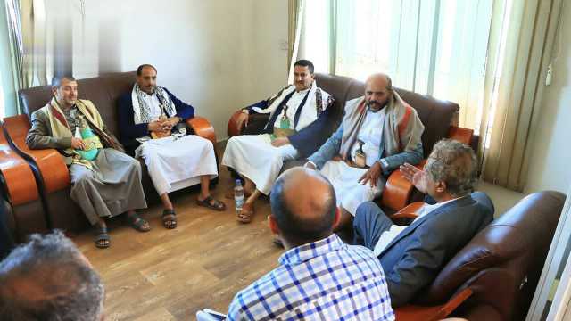 الهادي يتفقد مستوى الانضباط الوظيفي عقب إجازة عيد الأضحى بمحافظة صنعاء