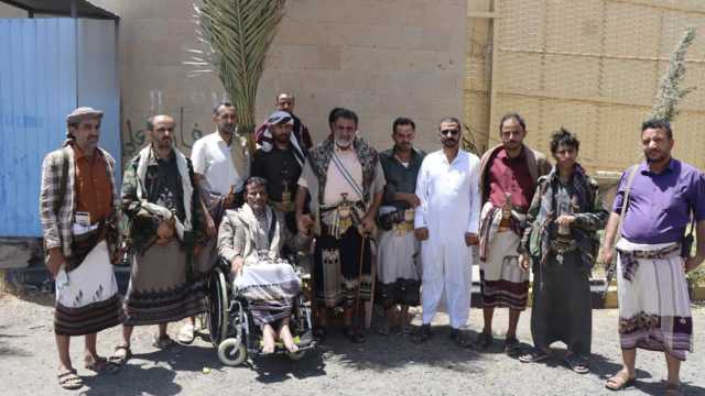 محافظ البيضاء يؤكد الحرص على استكمال فتح طريق “عقبة ثرة – لودر”