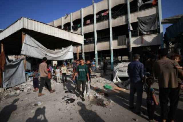 استشهاد فلسطينيين واصابة اخرين في قصف إسرائيلي لمدرسة غرب غزة