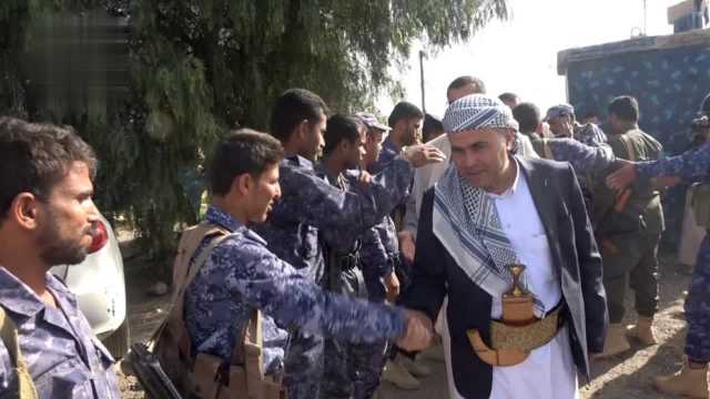 زيارة المرابطين في النقاط الأمنية وروضة الشهداء بمحافظة عمران
