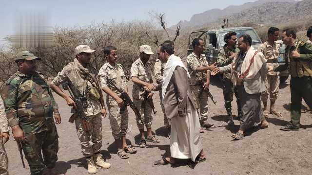 تفقد أحوال المرابطين في تعز والضالع