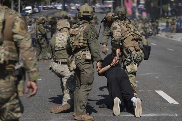 الولايات المتحدة تنشر 2000 جندي من الحرس الوطني في لوس أنجلوس