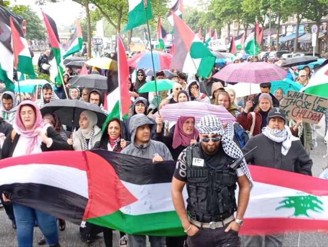 بمشاركة الجاليتين اليمنية والفلسطينية.. مسيرة في مدينة هامبورغ الألمانية ضد الإبادة الجماعية في فلسطين