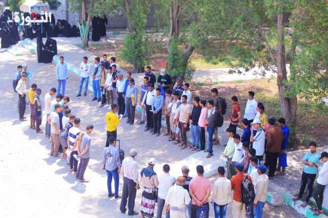 جامعة الحديدة تنظم وقفات تضامنية نصرة لغزة وتنديدًا بالعدوان على إيران