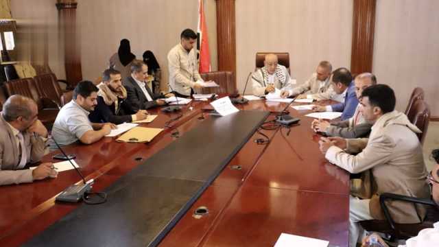فتح مظاريف مناقصة شراء وتشغيل أجهزة المختبر الإكلينيكي بمكتب الشؤون الاجتماعية بالأمانة