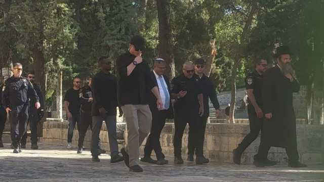 “حماس” تحذر من تصاعد وتيرة اقتحام المستوطنين المسجد الأقصى