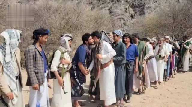 السلطة المحلية في المحويت تقدم قافلة عيدية للمرابطين في الساحل الغربي