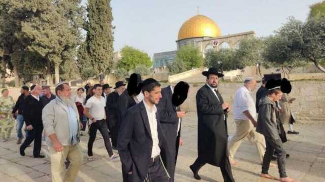 عشرات المستوطنين يقتحمون المسجد الأقصى مجدداً