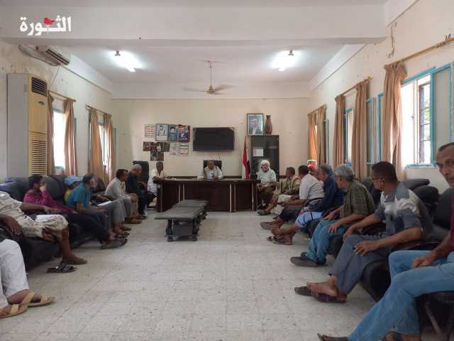 مناقشة الاستعدادات لانطلاق العام الدراسي بالحديدة لعام 1447هـ