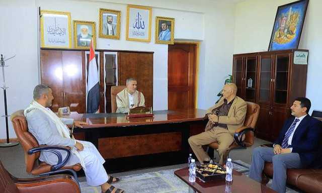 المولَّد يلتقي رئيس نادي شباب ملاح ويشيد بدور الأندية في تنمية وعي الشباب