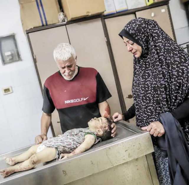 الخبز الملطخ بالدم.. 110 شهداء و583 مصاباً ضحايا مراكز المساعدات الأمريكية الصهيونية