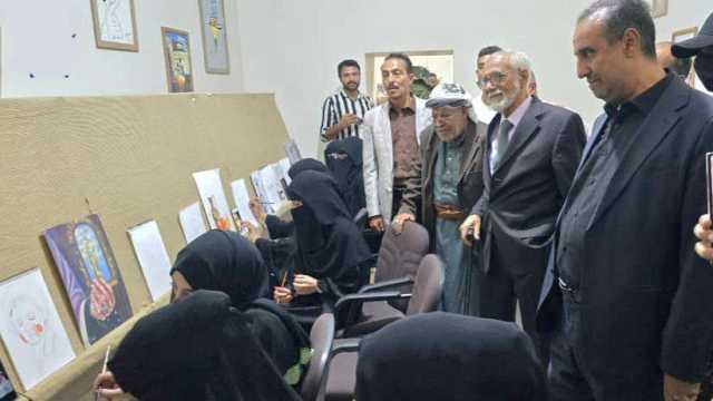 الثقافة تنظم ورشة تدريبية في مجال الرسم والفن التشكيلي