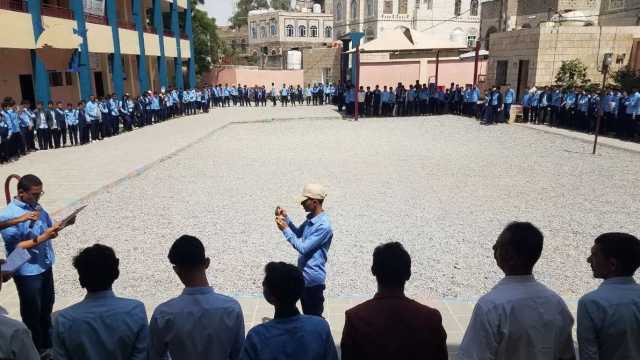 وقفات تضامنية لعدد من المدارس في حجة مع الشعب الفلسطيني