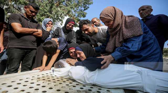 استشهاد 7 مواطنين فلسطينيين بينهم أطفال في قصف العدو الصهيوني شقة سكنية بمدينة غزة