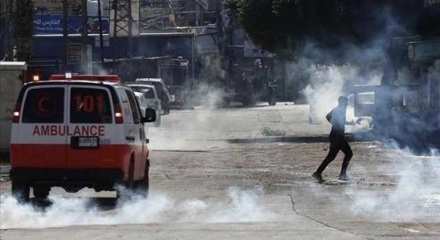 إصابة عدة فلسطينيين بالاختناق واعتقال ثلاثة خلال اقتحام الخضر جنوب بيت لحم