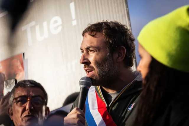 نائب فرنسي: تحرير فلسطين كاملة أمر لا مفر منه ولن توقف “إسرائيل” ولا غيرها ذلك