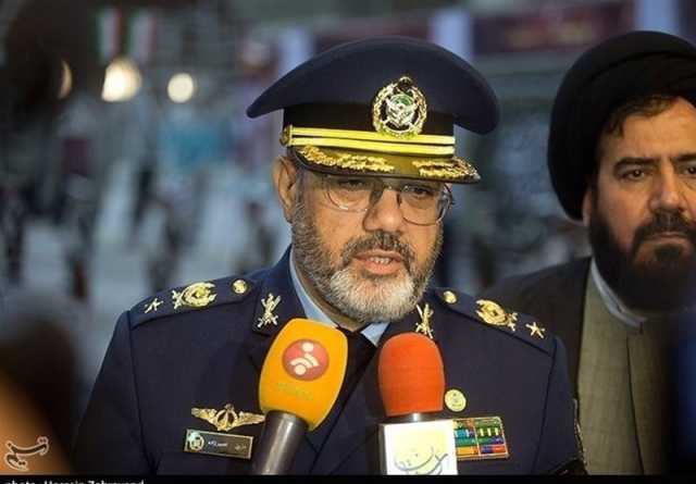 العميد زادة: القوات المسلحة الإيرانية تقف على اهبة الجاهزية لمواجهة العدو