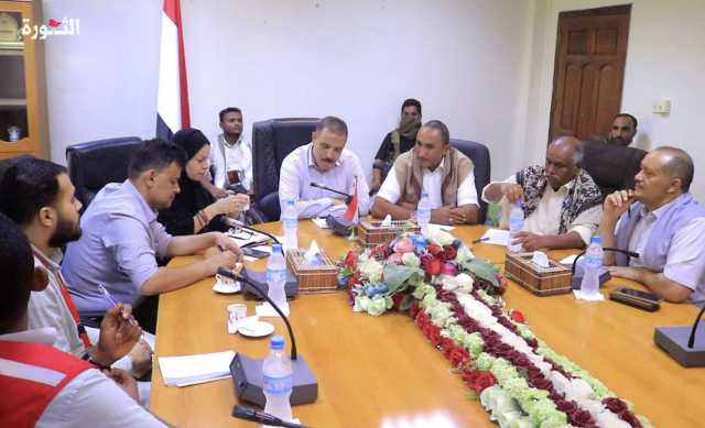 الحديدة: مناقشة آثار العدوان الإسرائيلي على الاعيان المدنية وتدخلات الصليب الأحمر