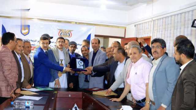 مجلس الاعتماد الأكاديمي يمنح شهادة الاعتماد الوطني لبرنامج الصيدلة بجامعة الناصر