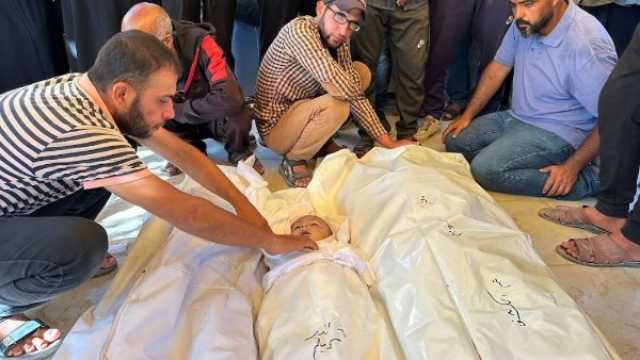 شهداء ومصابون في قصف صهيوني على مخيم النصيرات وسط قطاع غزة