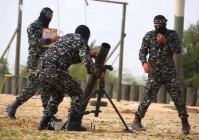 ألوية الناصر تقصف تجمعا لجنود وآليات العدو الصهيوني غرب خانيونس