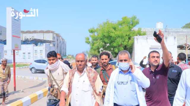 تدشين مخيم طبي مجاني لعلاج آلام العمود الفقري في مستشفى الثورة بالحديدة