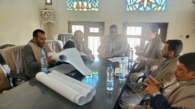 اجتماع في عمران يناقش مهام اللجنة الفنية للتخطيط العمراني