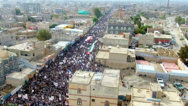 52 مسيرة جماهيرية حاشدة في ذمار نصرةً لغزة ورفضاً لصفقات الخيانة