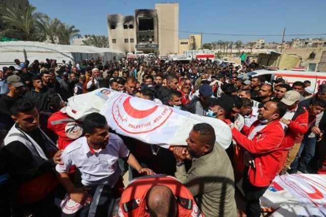 “الهلال الأحمر” الفلسطيني : 51 شهيدًا و35 معتقلًا من طواقمنا منذ بدء العدوان