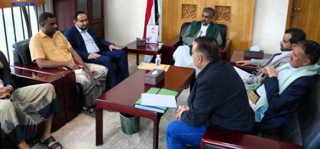 نائب رئيس الوزراء ووكيل وزارة الخارجية يناقشان سبل توحيد الجهود لدعم التنمية
