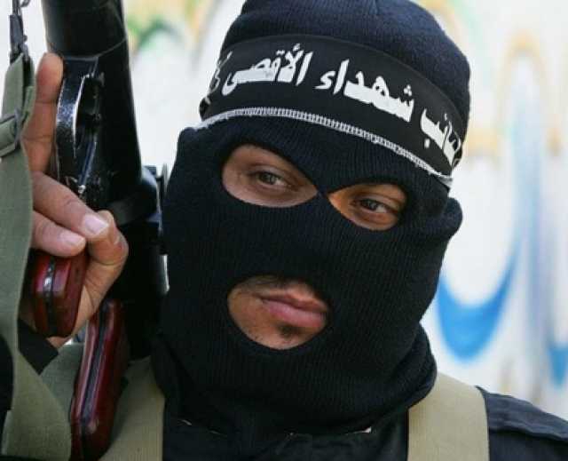 شهداء الأقصى تقصف تجمعاً لجنود وآليات العدو الصهيوني وسط قطاع غزة