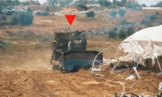القسام تستهدف جرافة عسكرية صهيونية شرق مدينة غزة