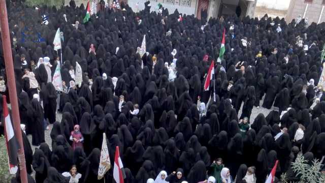 وقفات نسائية تضامنية في صعدة مع الشعب الفلسطيني